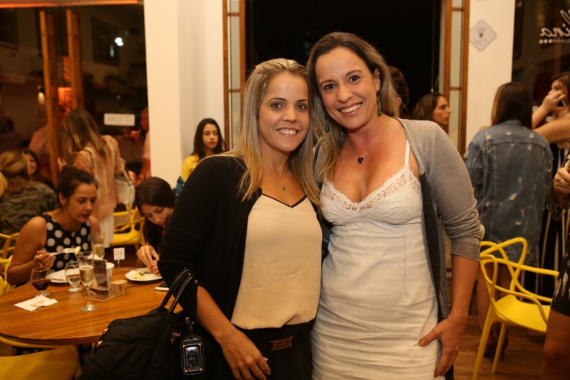  Maria Gordilho e Cristiane Almeida       